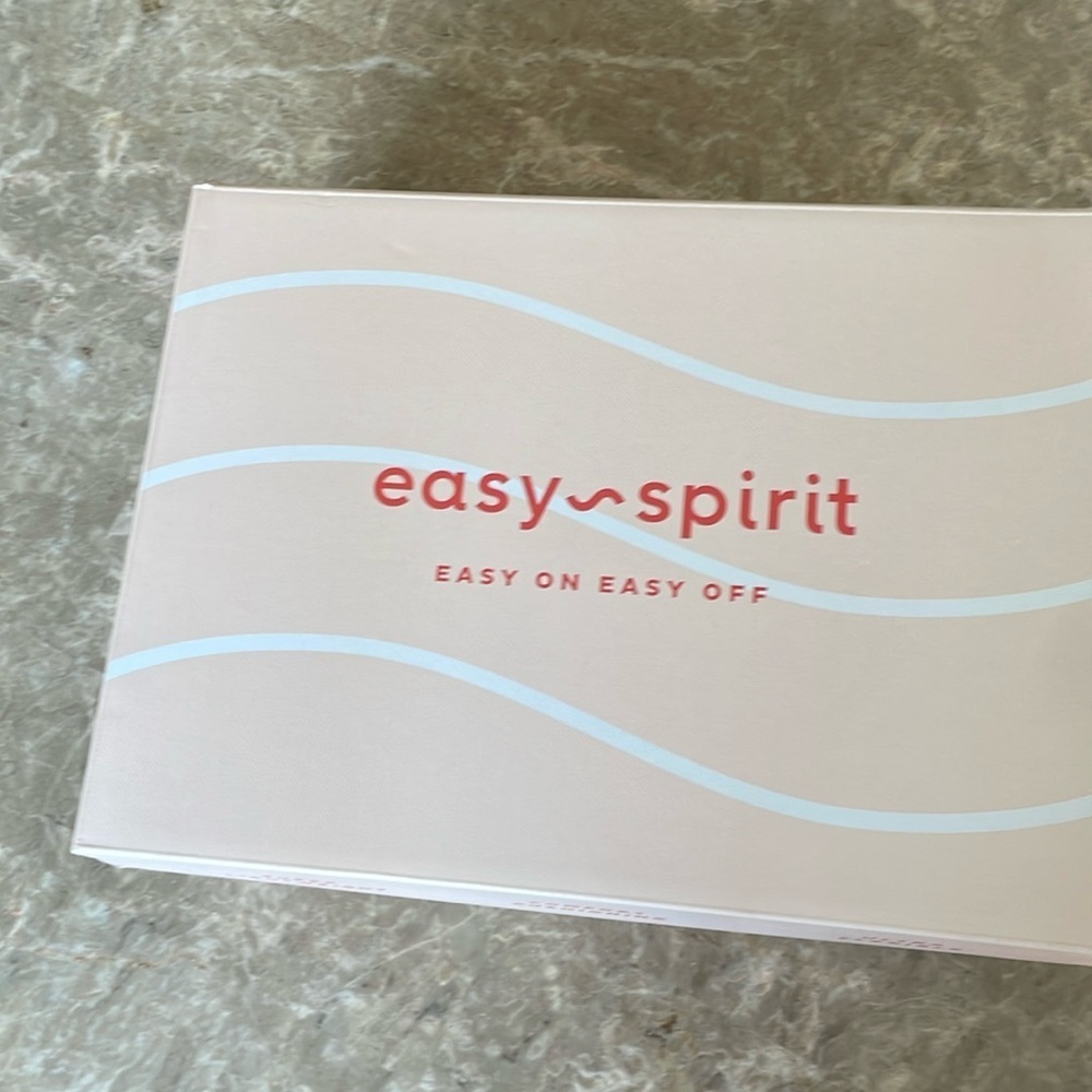 - Woman’s easy spirit/ casual slip